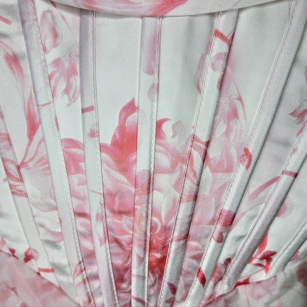 Floral Pink Layered Dress Size 8 - Picture 5 of 7